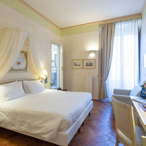 Hotel Davanzati cazare San Giovanni