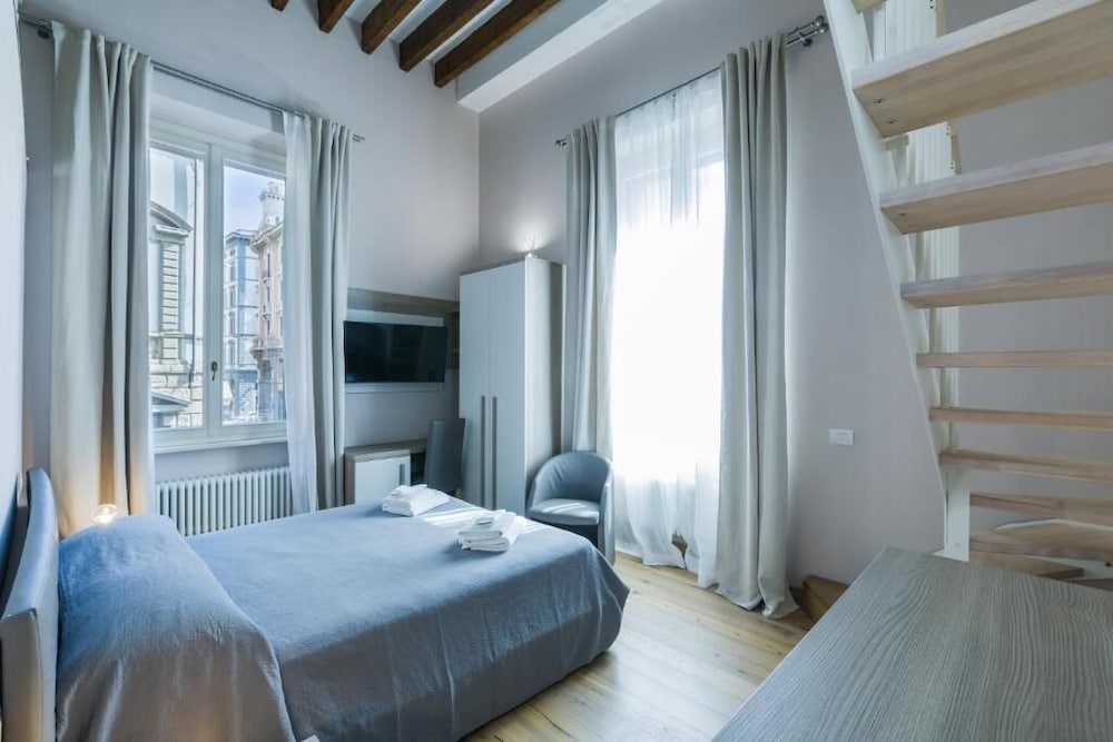 Hotel Vrooms All'angolo Del Duomo