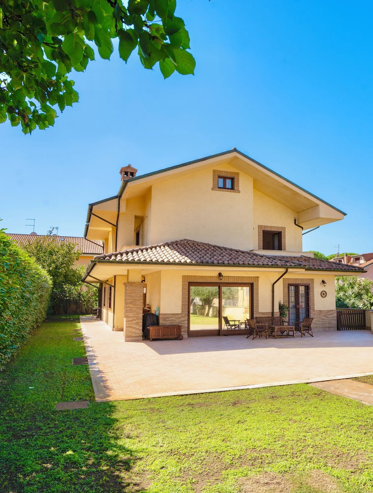 Hotel Villa Antonella Wellness & Jacuzzi