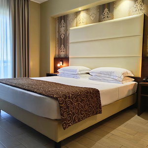 Sejur Hotel Pineta Palace vacanta La Massimina-Casal Lumbroso