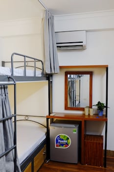 The Autumn Homestay