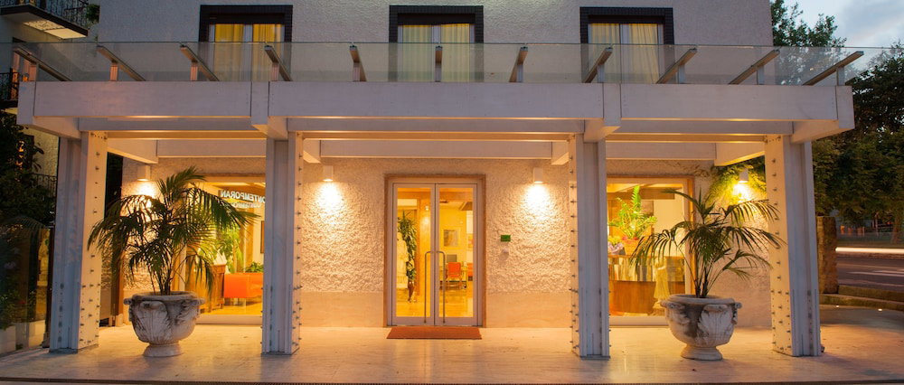 Hotel Hotel La Pergola