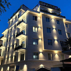Hotel J Maluni City Hotel cazare Casal Bertone