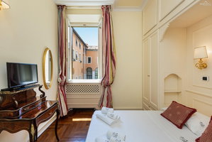 Hotel Rental In Rome Baccina Apartment cazare Monti