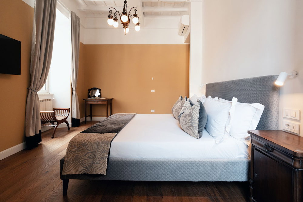 Naman Hotellerie Monti