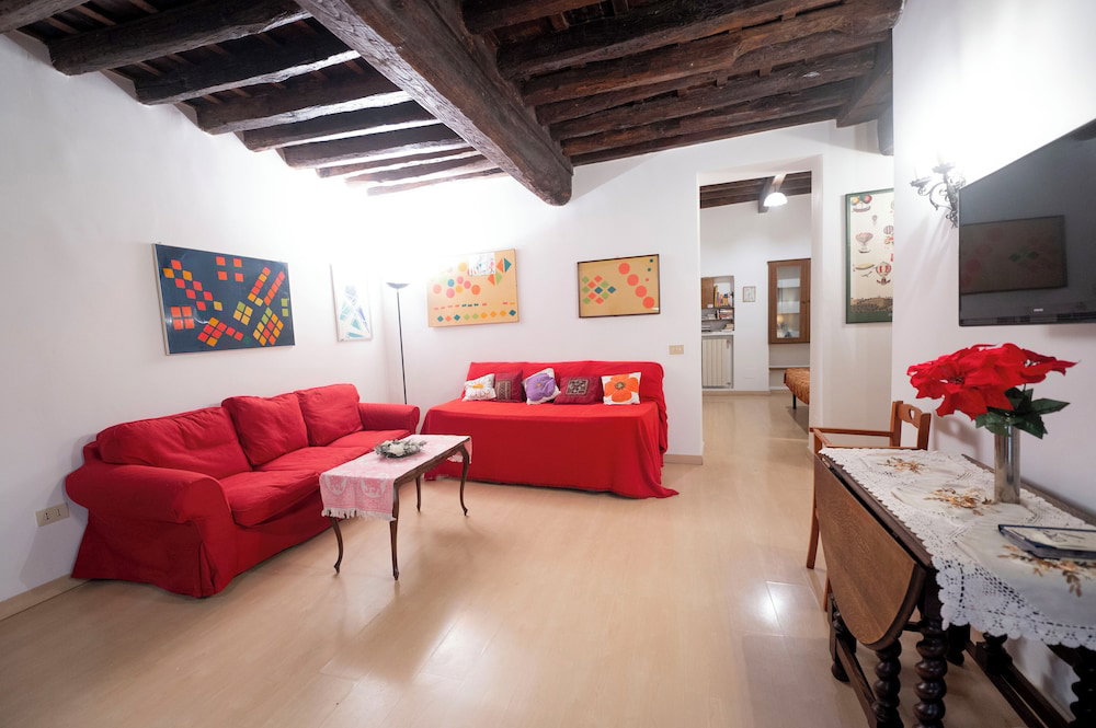 Hotel Via Dei Banchi Vecchi Apartments
