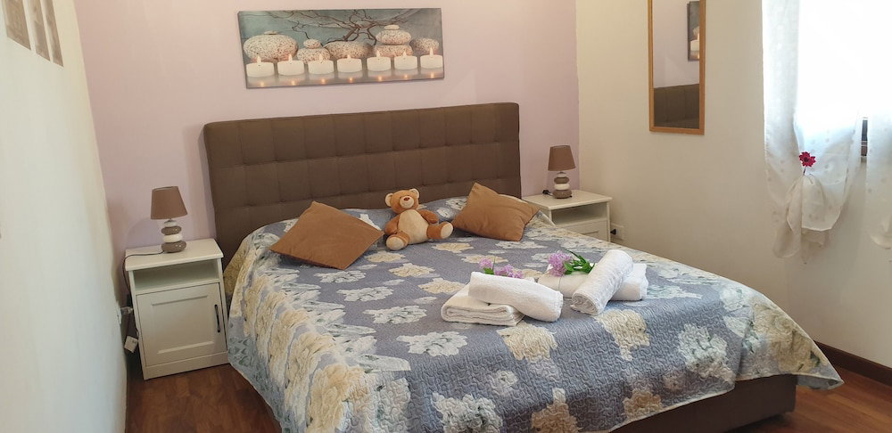 Casa Tua Sul Tetto Di Roma