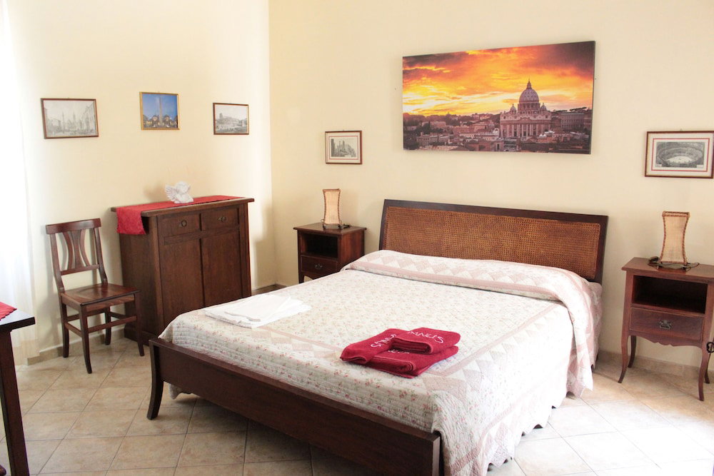 Hotel Ianus Guest House