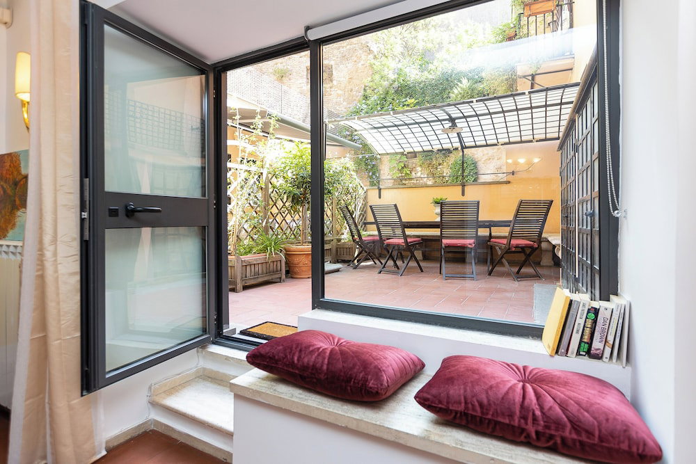 Hotel Rental In Rome Ciambella Art Home