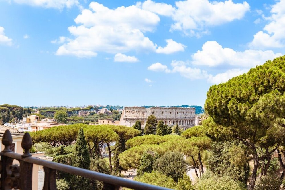 Hotel Elysium Suites Colosseo