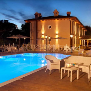 Hotel Piccolo Borgo cazare Tor Vergata