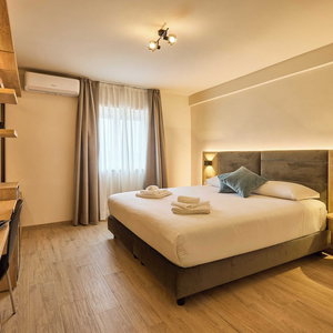 Hotel Relais Tiburtina cazare Casal Bertone