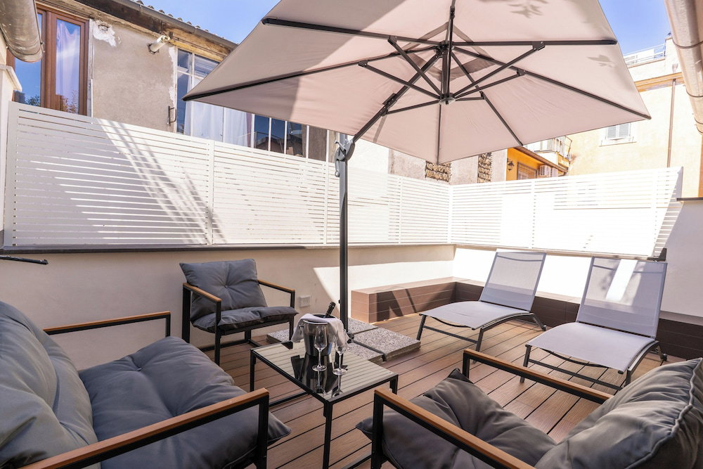 Hotel Agh Pantheon