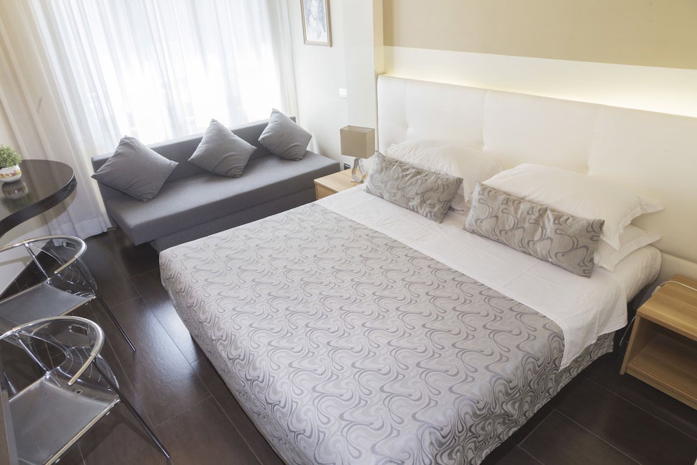 Hotel Residenza Talenti Superior Rooms