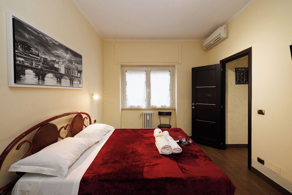 Gastel House