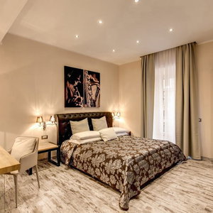 Hotel Colonna 18 Apartment By Ghor cazare Prati