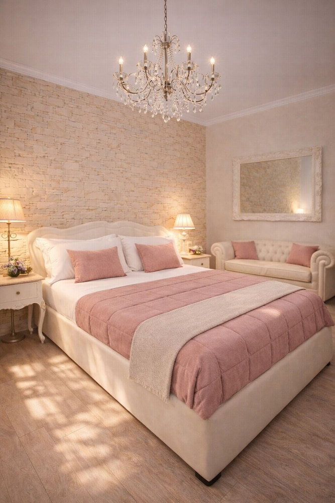 Hotel Romantic Dreams