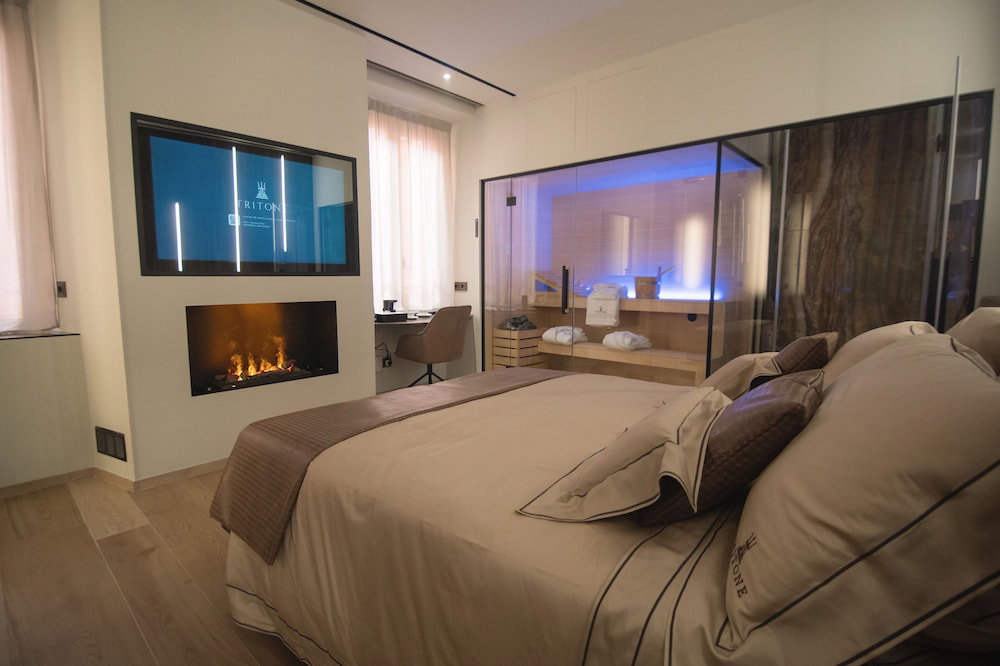 Hotel Tritone Luxury Suites Fontana Di Trevi