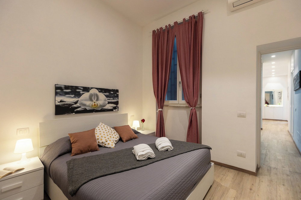 Hotel Rental In Rome Sant'angelo Apartment