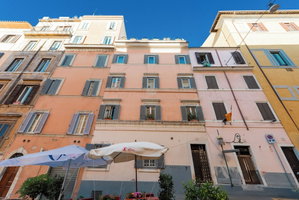 Hotel H77 Apartments - Maison D'art Collection cazare Monti