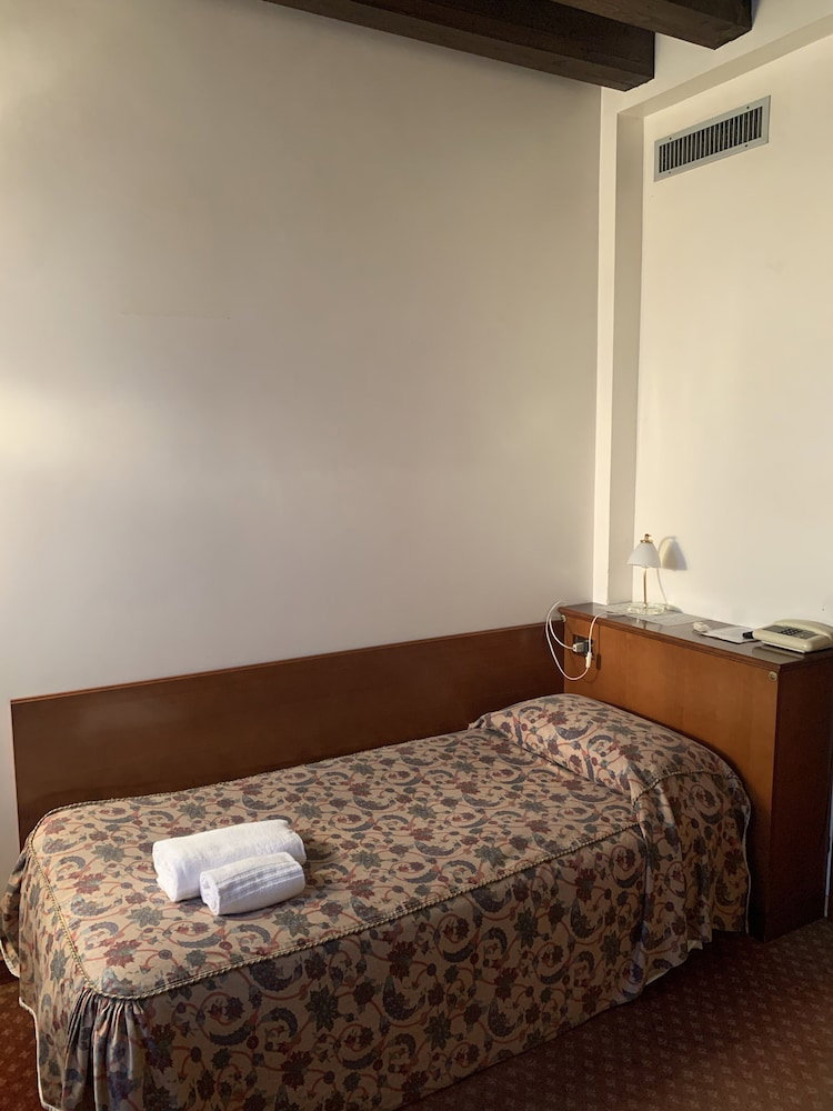 Hotel Villa Sara