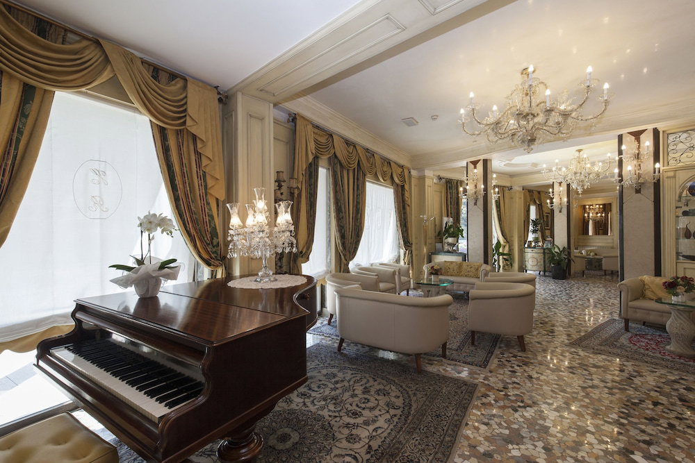 Hotel Riviera