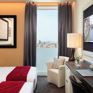 Sejur Leonardo Royal Hotel Venice Mestre vacanta Mestre