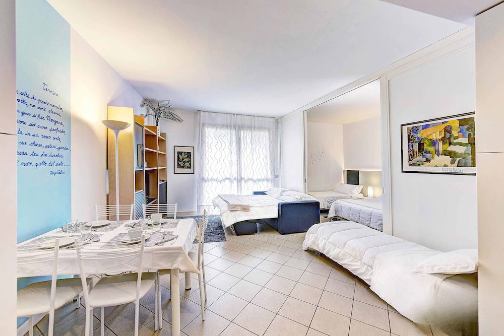 Hotel Venice Lion Apartments