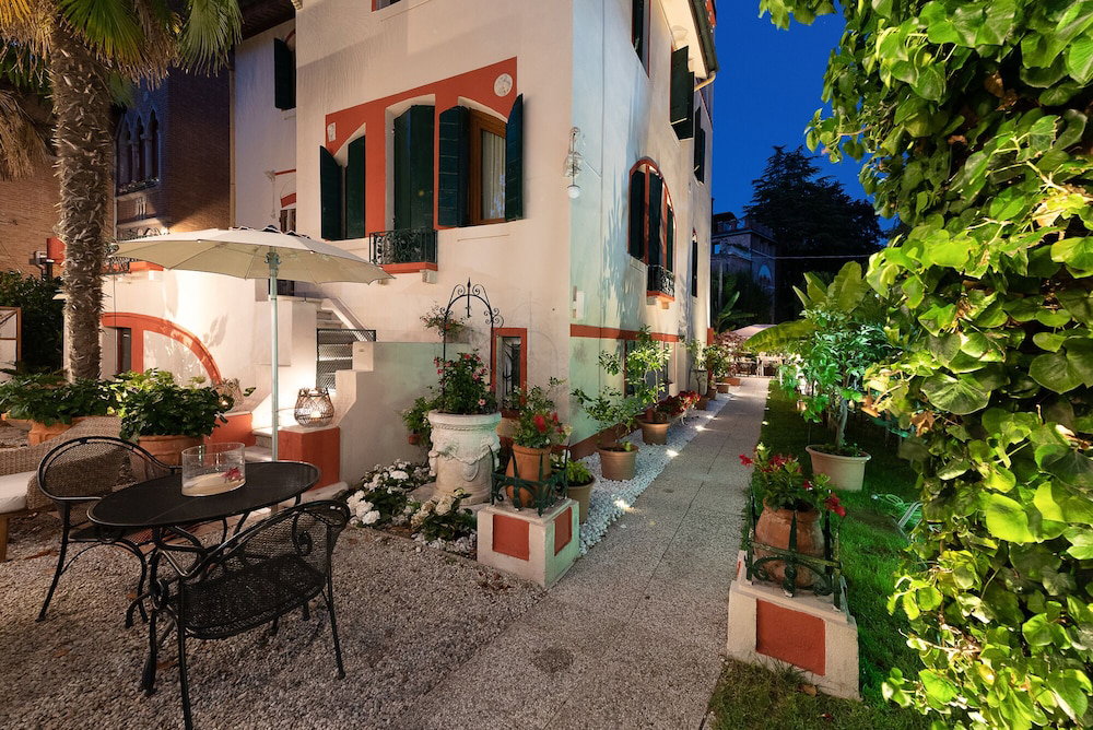 Hotel Hotel Villa Stella.check-In.9Am-3Pm
