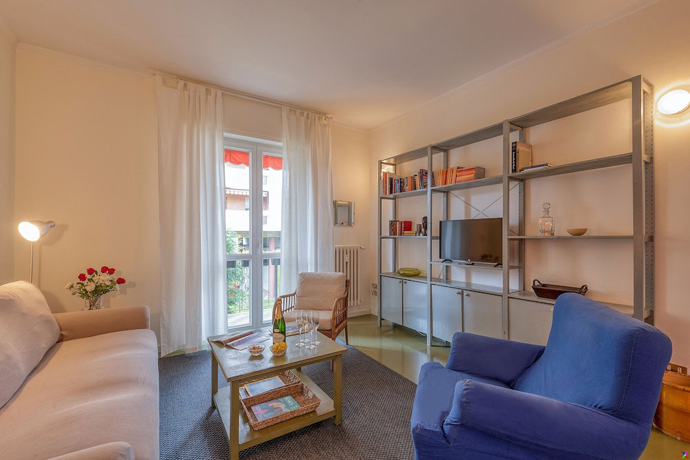 Hotel Bnbutler - Brivio 21