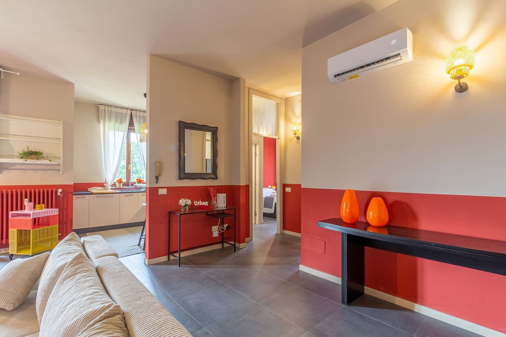 Hotel Urban House - 301 In Monza
