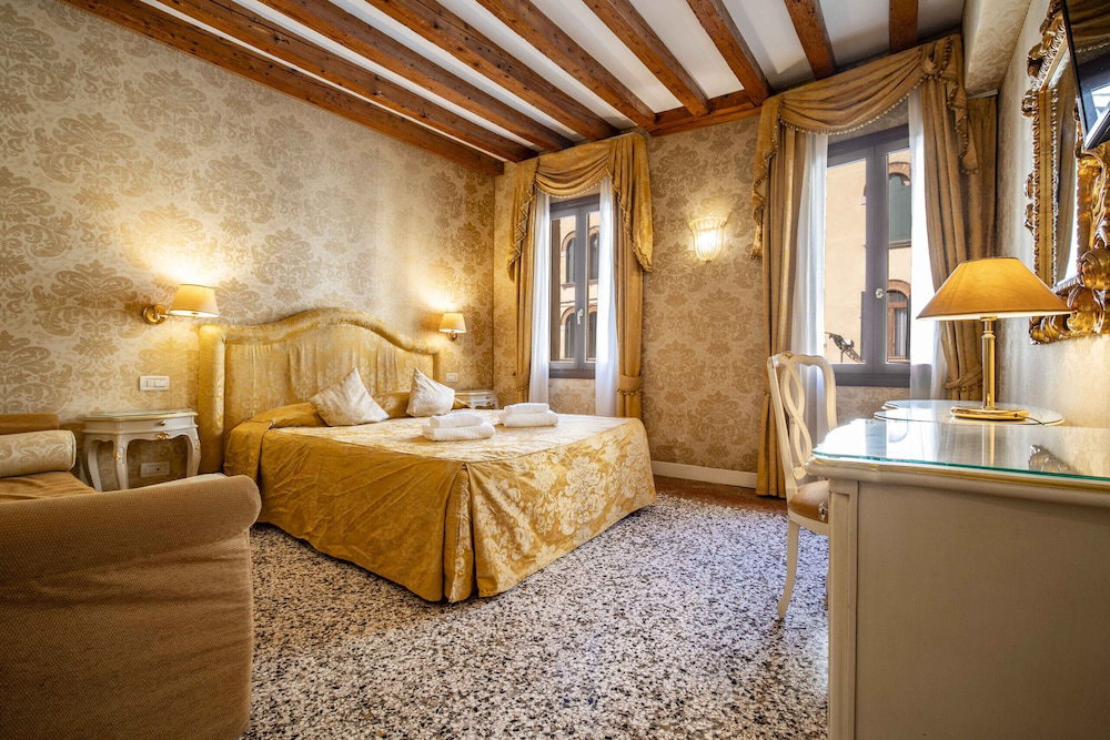 Hotel Ca Di Malta Room 1 By Wonderful Italy