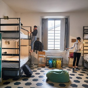 Hotel Madama Hostel & Bistrot cazare Chiaravalle