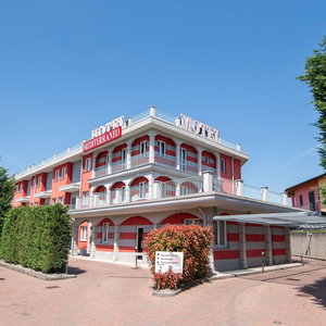 Hotel Hotel Mediterraneo cazare Villa Cortese