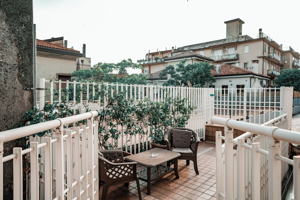 Hotel Angelica Home