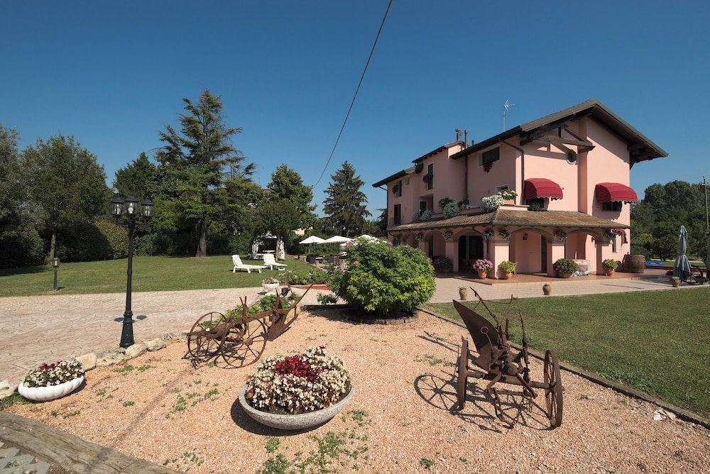 Hotel Villa Ai Tigli Venice Airport Rooms Online Check-In & Keypad Access