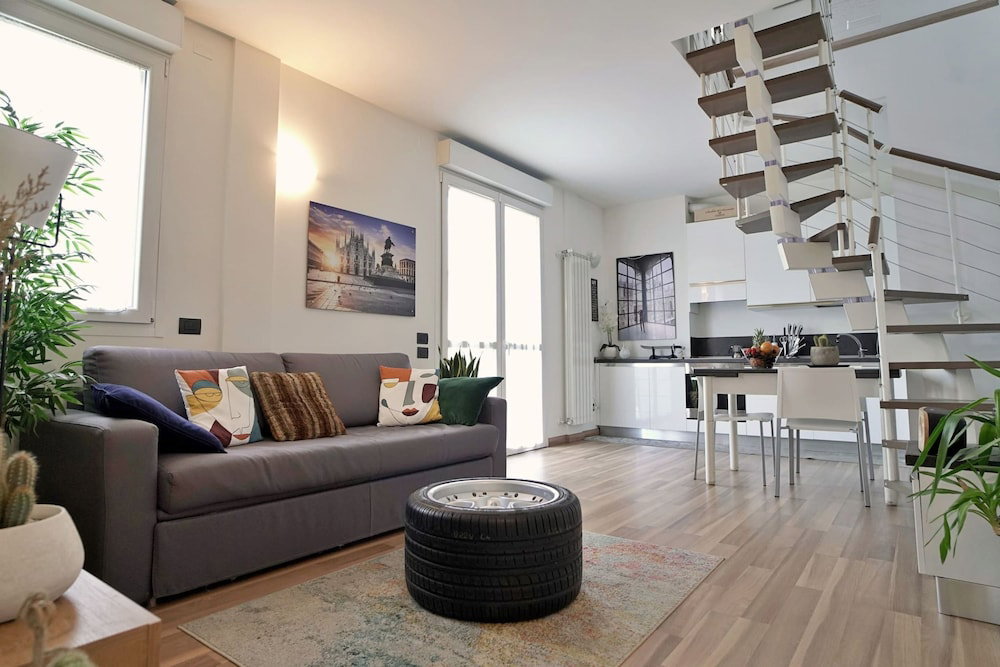 Hotel Palazzo Candiani - Modern Split-Level 1Br Apartment Near Politecnico