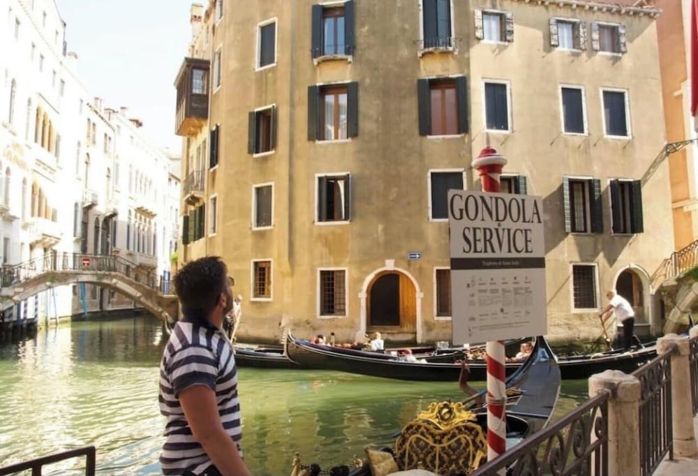 Hotel Anzolo Palace