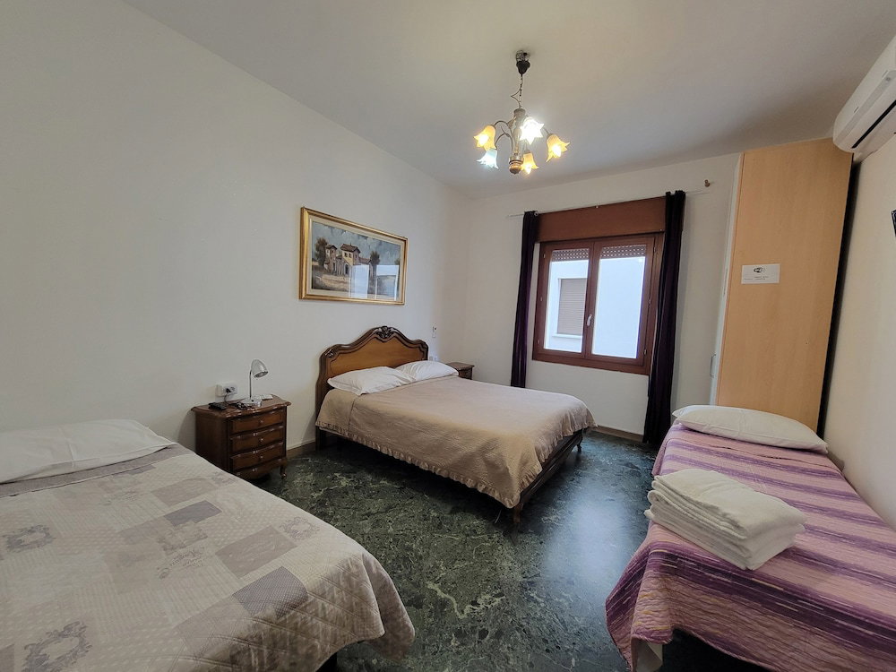 Hotel Caponi Bros