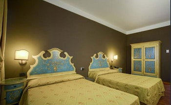 Hotel Aaron
