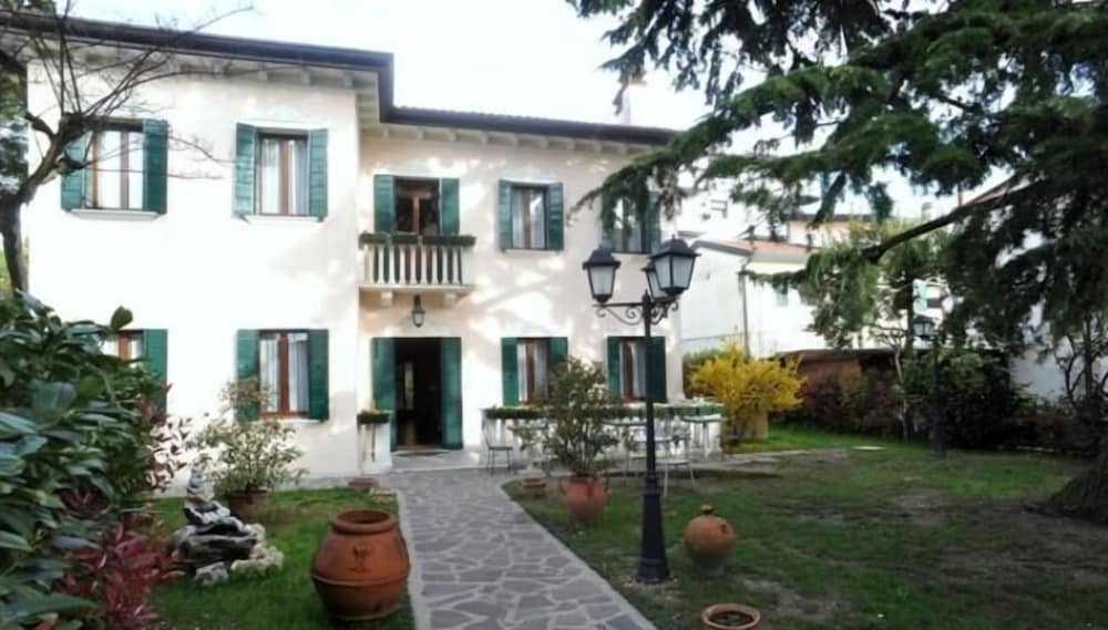 Hotel Villa Crispi