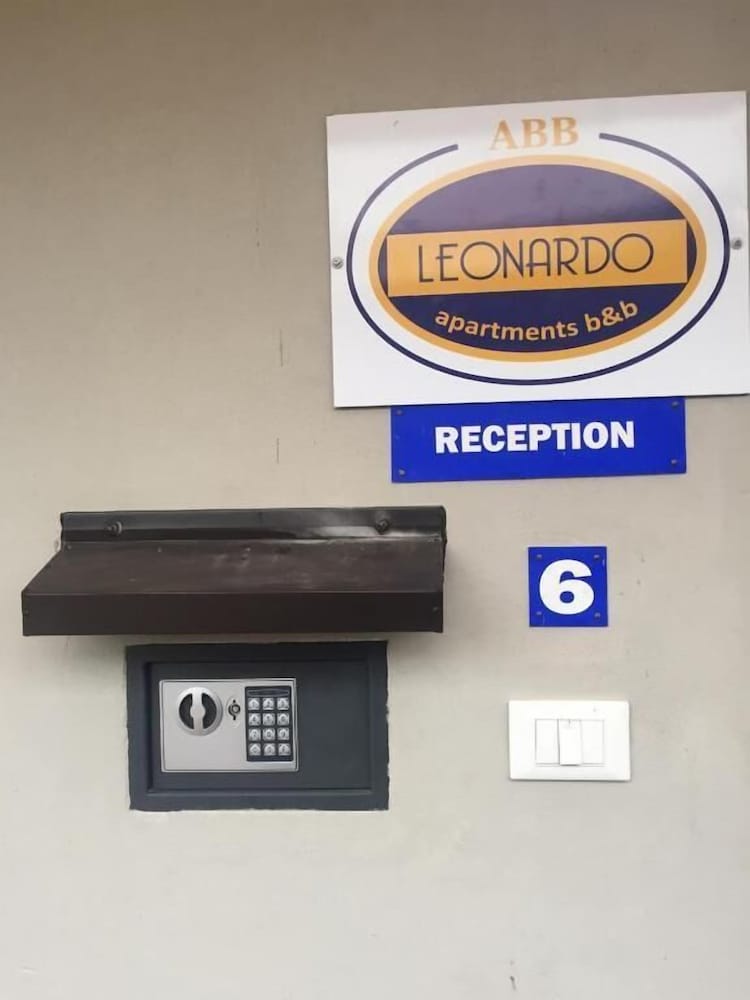 Hotel Ab&B Leonardo