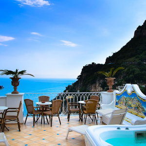 Sejur Palazzo Marzoli Resort vacanta Chiesanuova
