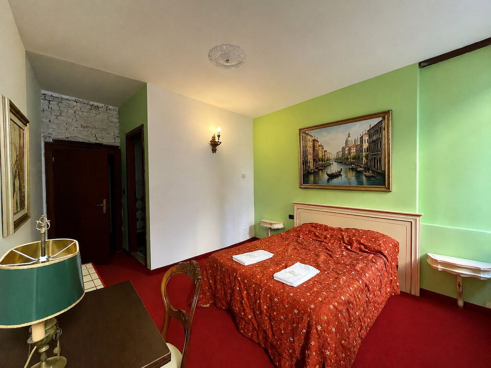 Hotel Ai Boteri