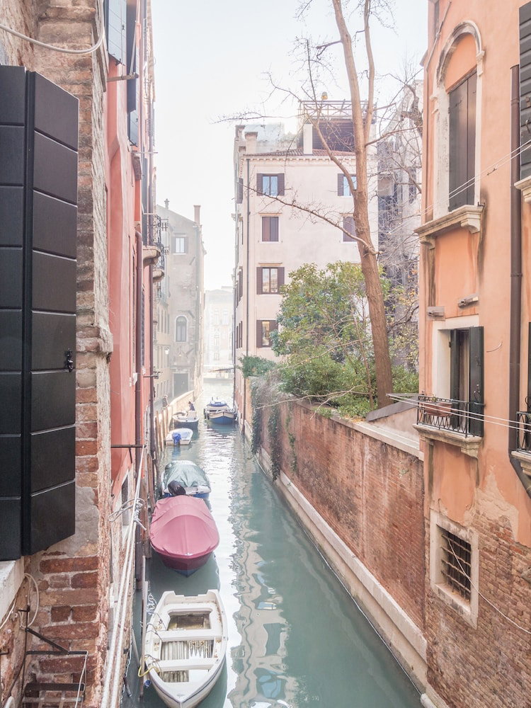 Hotel San Polo Canal View Apartments By Wonderful Italy