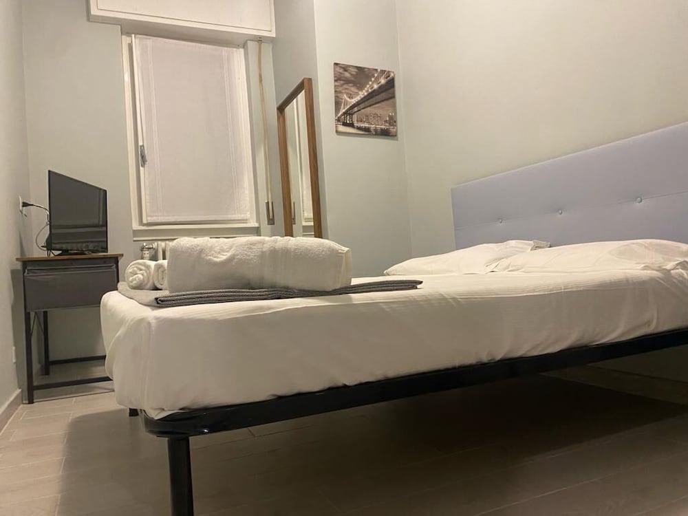 Hotel Crescenzago House Apartments