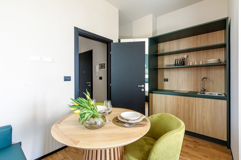 Hotel Quantum 2 Quarks In Milano