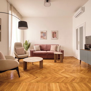 Hotel Elegant Flats Near Guastalla Gardens cazare Guastalla
