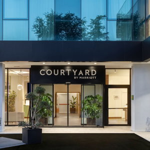 Hotel Courtyard By Marriott Milano Linate cazare Novegro-Tregarezzo-San Felice
