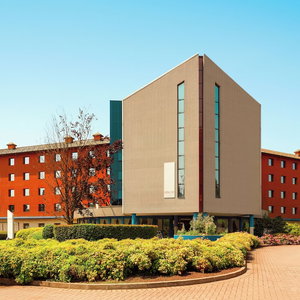 Hotel Zeus Essence Dolce By Wyndham Milan Malpensa cazare Somma Lombardo